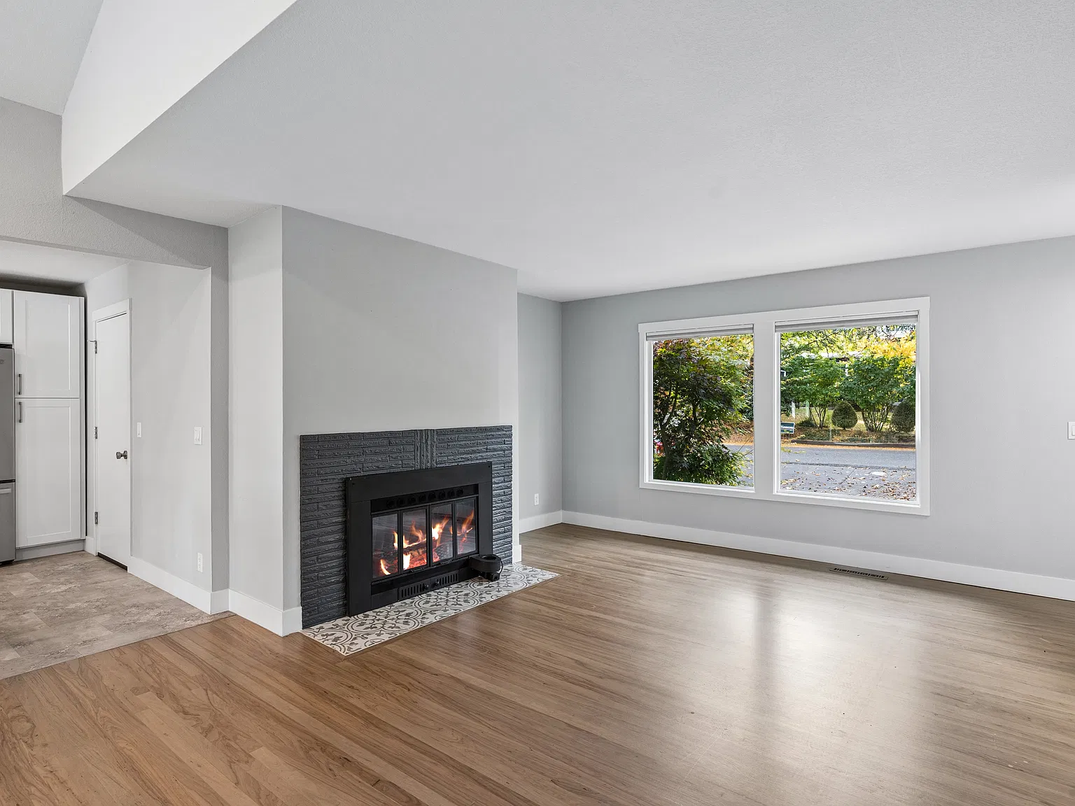 1247 Cedar St — Photo 4