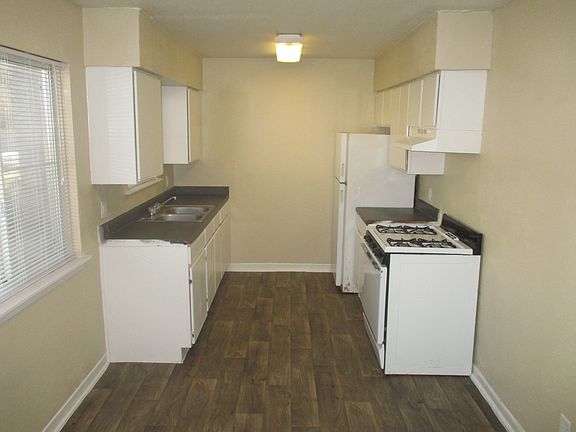 Kitchen with vinyl flooring