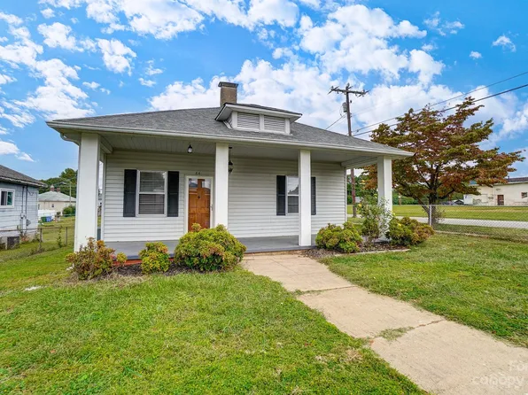 86 Walnut Ave, Gastonia, NC 28054