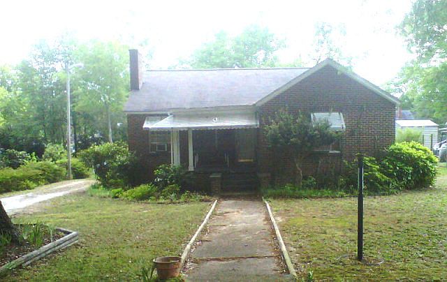 2nd image of 1110 Brooks St
