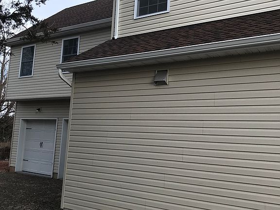 BEAUTIFUL VINYL SIDING