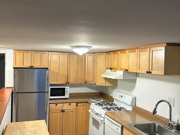 1912 Calvert St NW APT 1, Washington, DC 20009