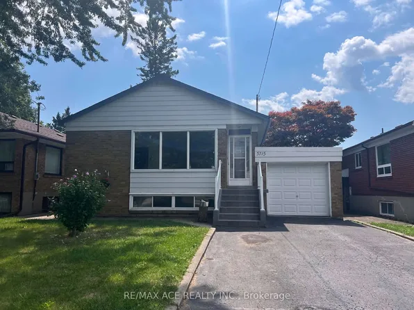 3715 Saint Clair Ave E, Toronto, ON M1M 1T5