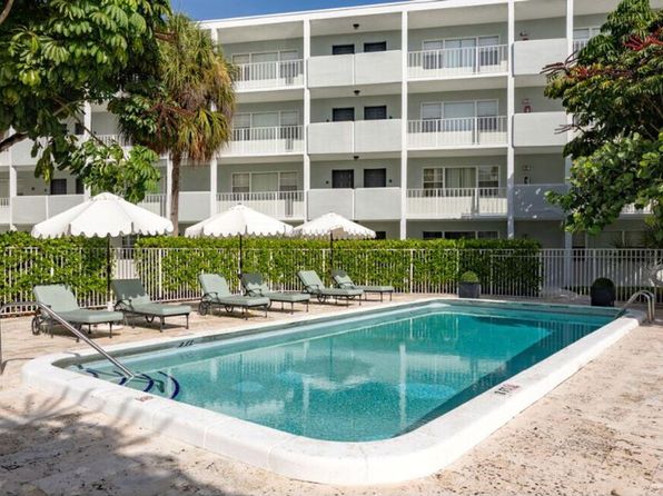 2708 Vandiver Dr #11-C