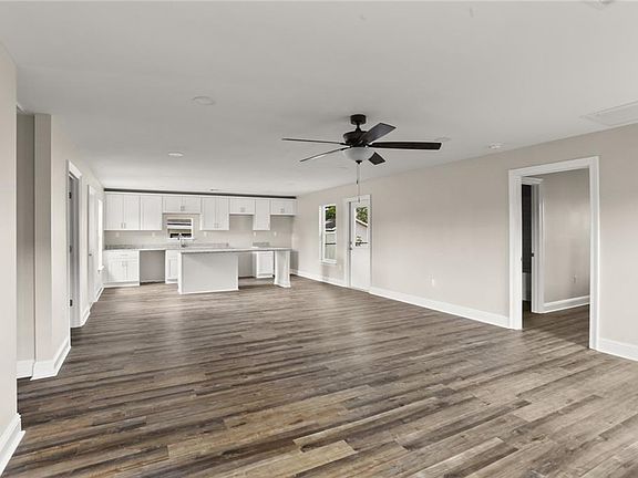 4th image of 5731 Providence Pl