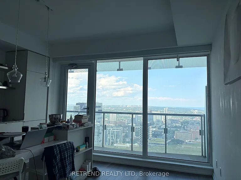 197 Yonge St #4704 — Photo 12