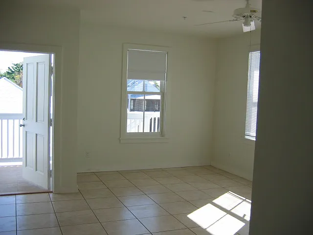715 Caroline St #103 — Photo 8