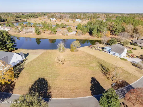 176 Legacy Woods Drive, Wallace, NC 28466