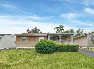 1733 Kenmore Rd, Columbus, OH 43219