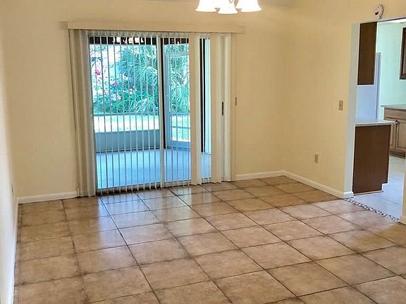 4th image of 35 Bannbury Ln