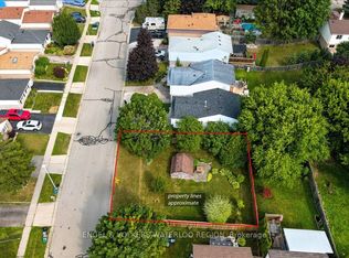 71 Bradbury Cres, Cambridge, ON N1R7A3