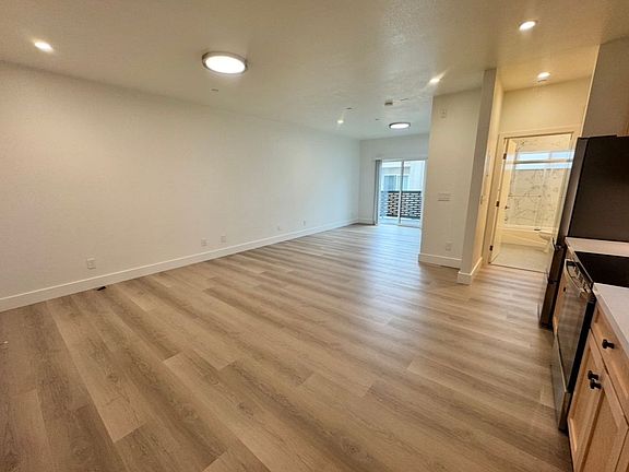 3rd image of 3108 Seacrest Ave #202