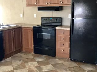 910 Turney Ln, Smithville, TX 78957