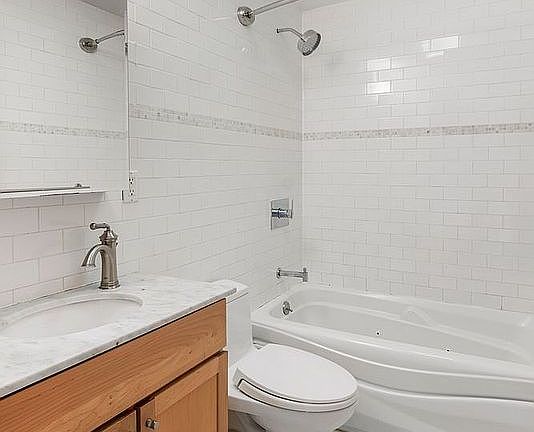 5th image of 1735 Caton Ave APT 4D