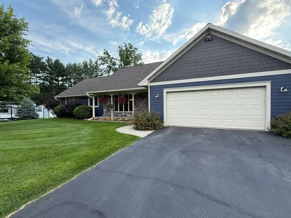 N680 Golf Rd, Prairie Du Sac, WI 53578