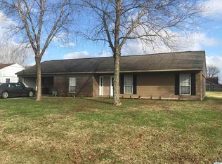 107 Brenna Ln, Hazel Green, AL 35750