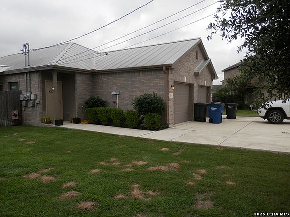 4th image of 331 Oelkers Dr Unit A