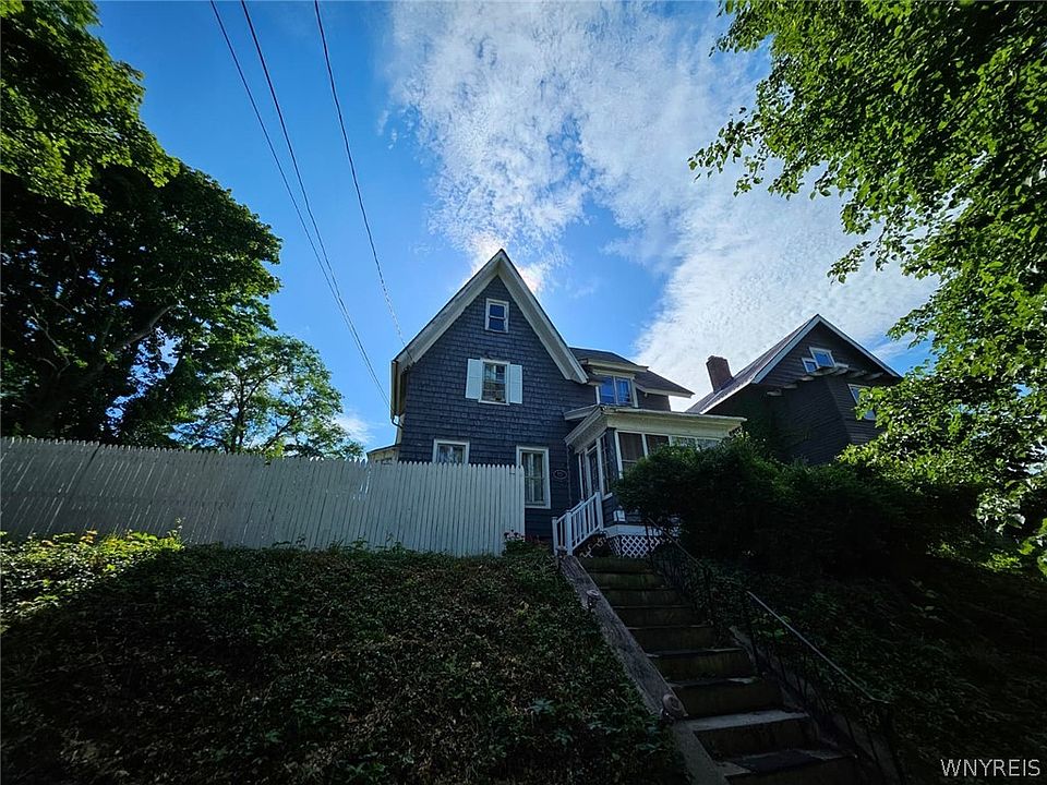 1st image of 123 Stinard Ave