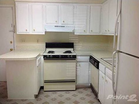 3rd image of 23 Redwood Cir