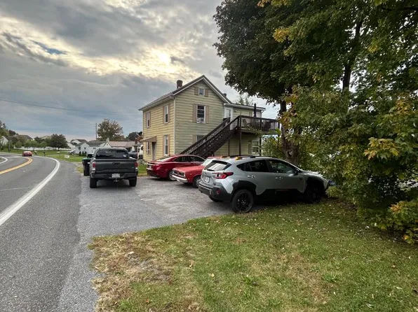 139 Mont Alto Rd, Fayetteville, PA 17222
