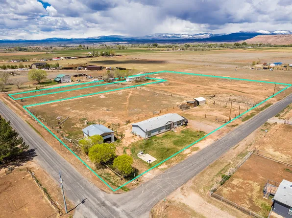 11465 E 6000 N, Lapoint, UT 84039