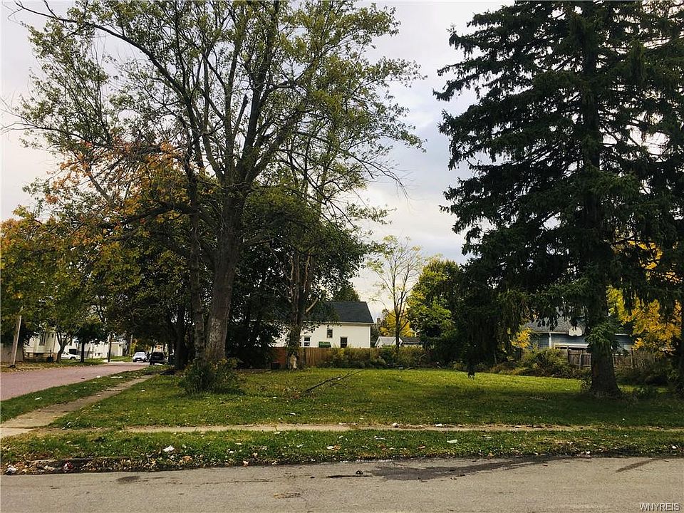 1st image of 112 Sattler Ave