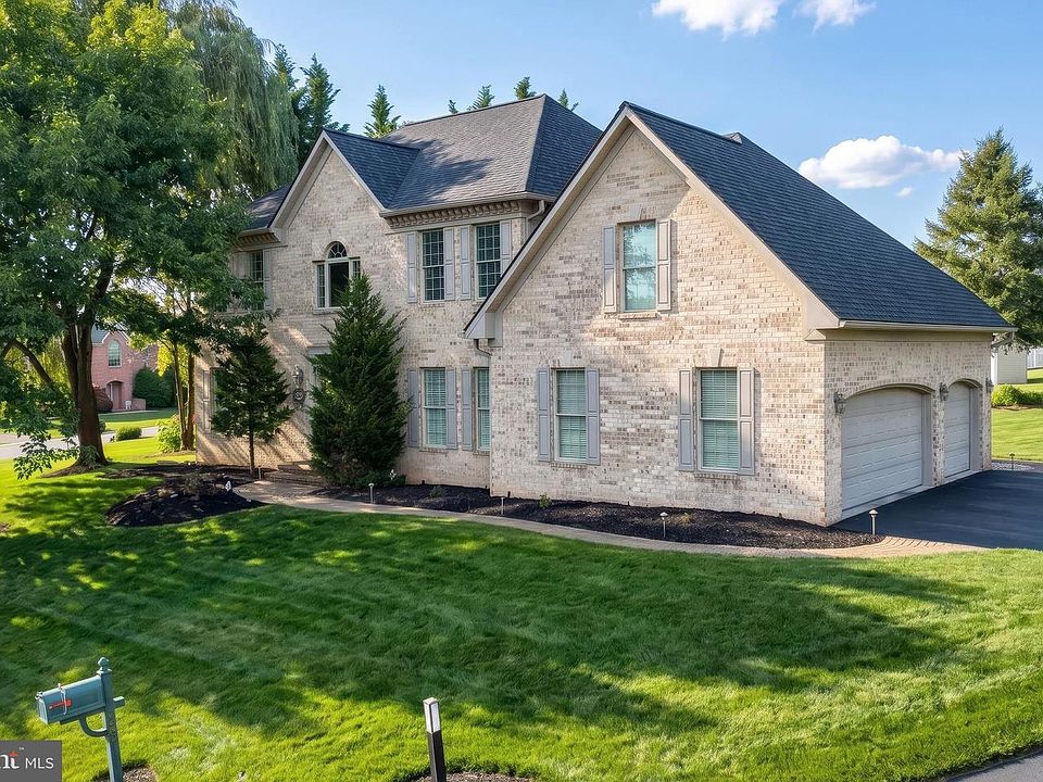 1st image of 1124 Sarazen Way