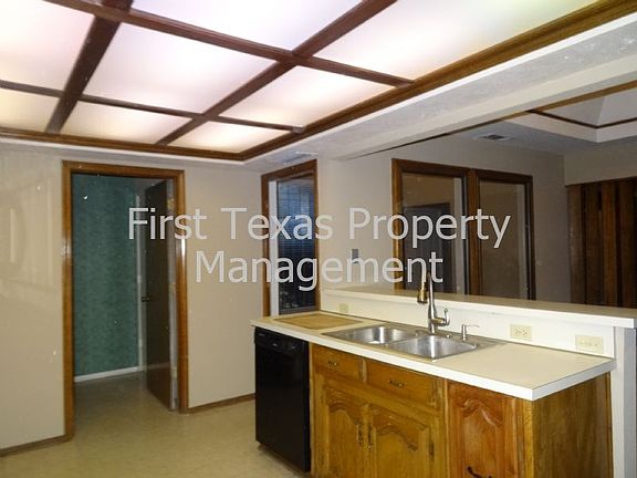 3rd image of 6031 Clear Bay Dr