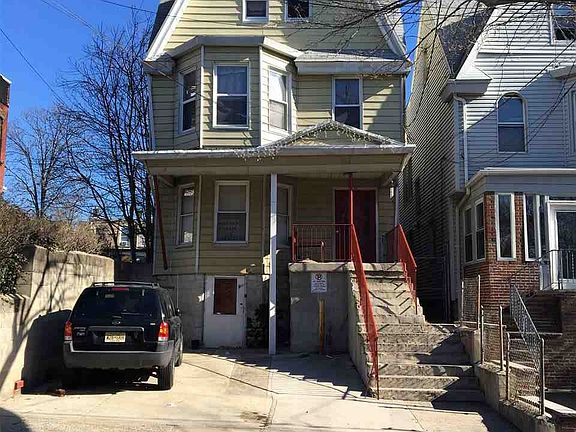 2nd image of 12 Clinton Ave