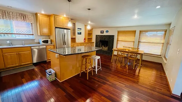 2456 Franciscan Ct — Photo 6