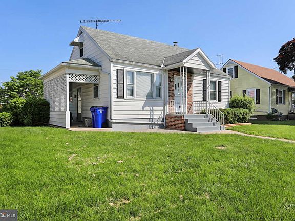 2nd image of 429 Vermont Ave