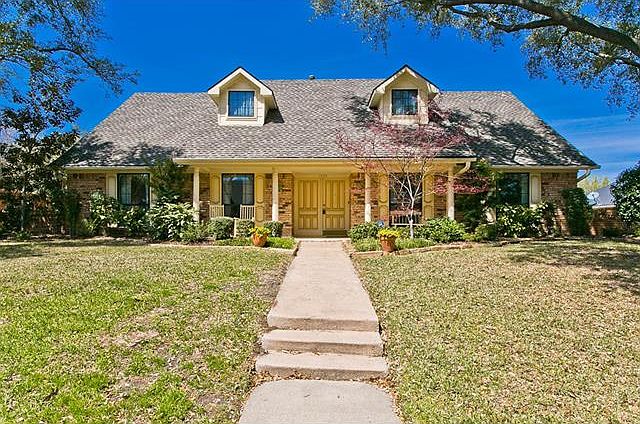 1st image of 1909 Deerfield Dr