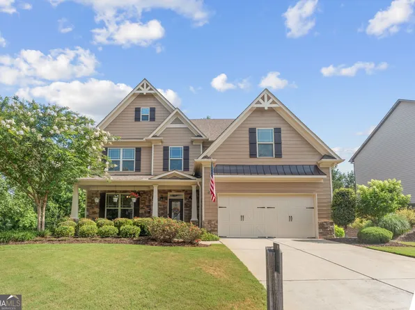 407 Riverwalk Manor Dr, Dallas, GA 30132