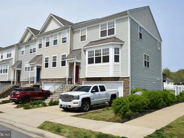 390 English Oak Ln, Prince Frederick, MD 20678