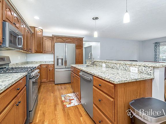 4th image of 5167 Chanick St