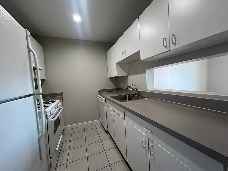 Deacon Court - 1661 Washington Street — Photo 173