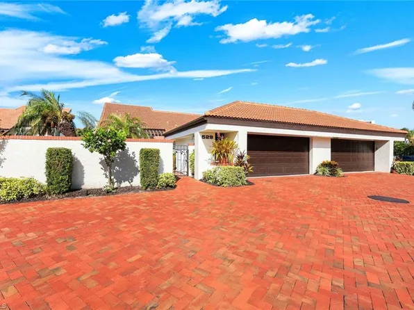 529 Bay Villas LN, NAPLES, FL 34108