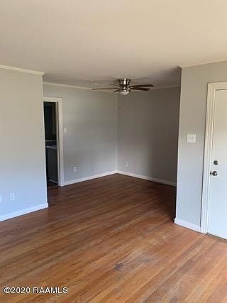4th image of 176 Grand Ave