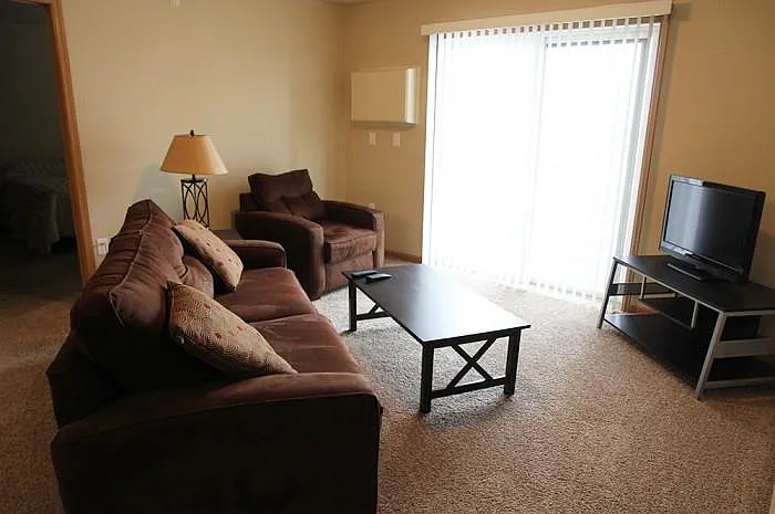 Stanley Apartments — Photo 27