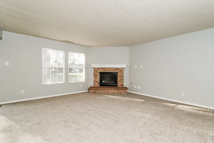 1710 Elijah Blue Dr — Photo 4