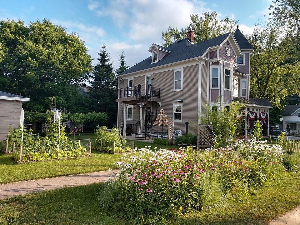 609 N 2nd St, Bellevue, IA 52031 Zillow