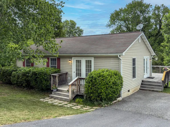 592 Lime Kiln Rd, Lexington, VA 24450