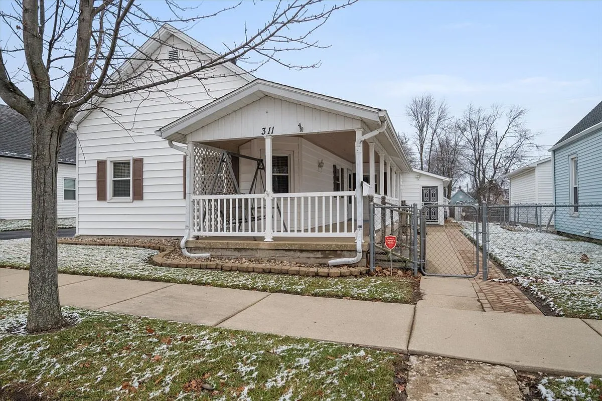 311 W Miller St photo 1