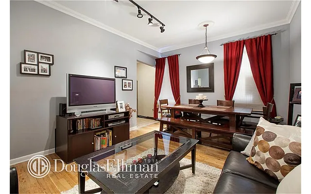 Sold by Douglas Elliman | media 14