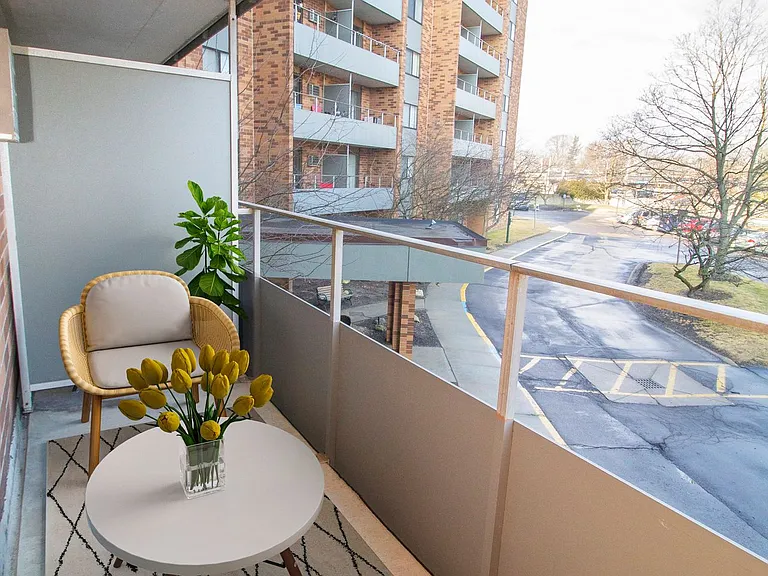 Oxford Park Towers of Berkley Senior Community — Photo 5
