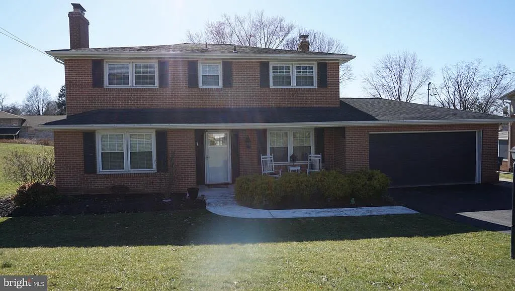 2556 Cambridge Rd photo 1