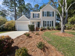 102 Ashley Brook Ct, Cary, NC 27513