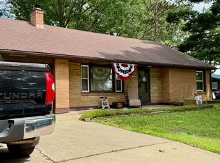 1818 3rd Ave, Sterling, IL 61081