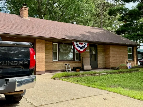 1818 3rd Ave, Sterling, IL 61081