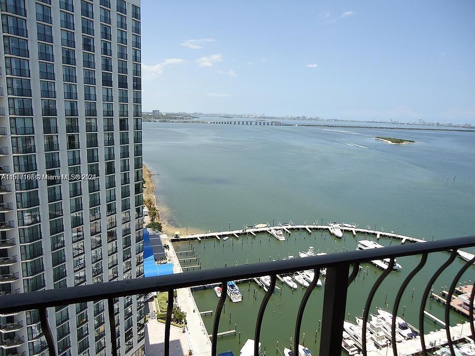 1st image of 555 NE 15th St APT 26D